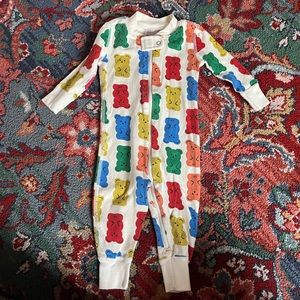 Hanna Andersson gummy bear sleeper